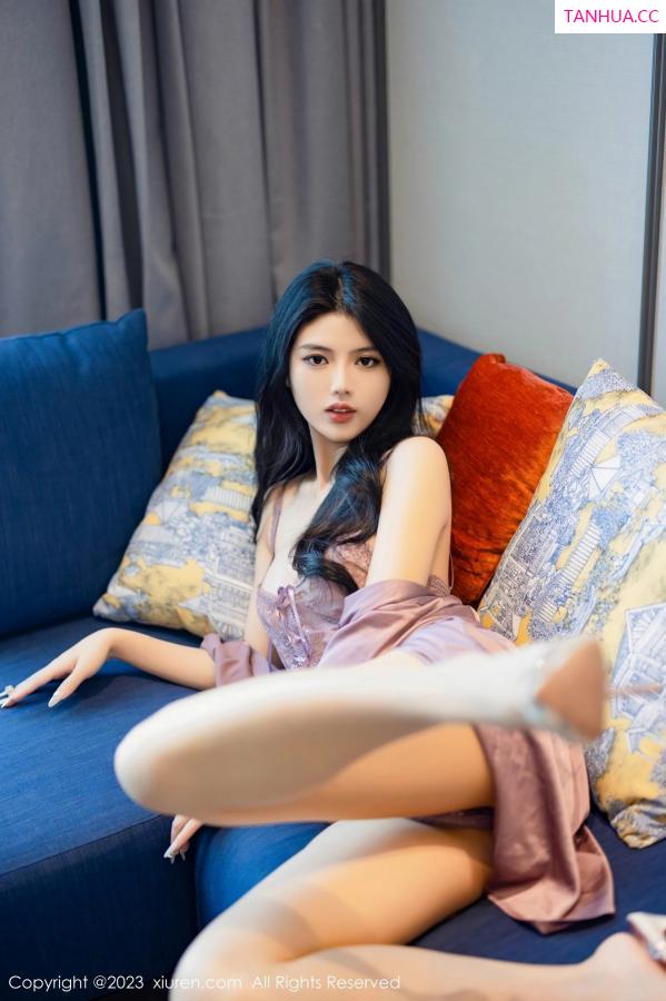 李浅浅  [XiuRen]高清写真图 2023.04.10 No.6546 浅浅Danny 丝袜美腿第12张图片